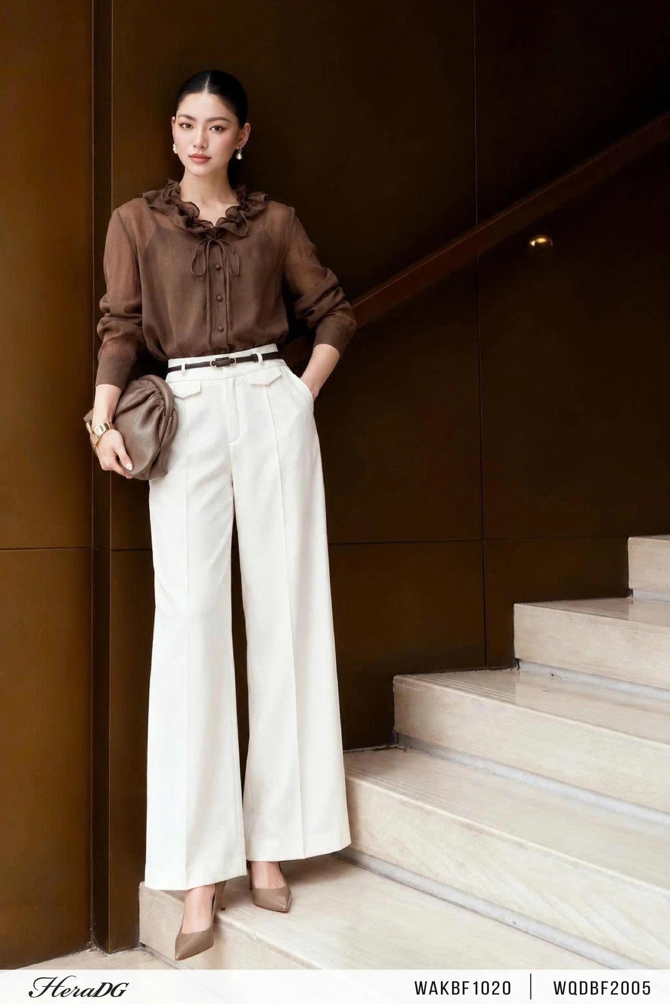 Áo kiểu cổ V bèo nhún – ảnh 2