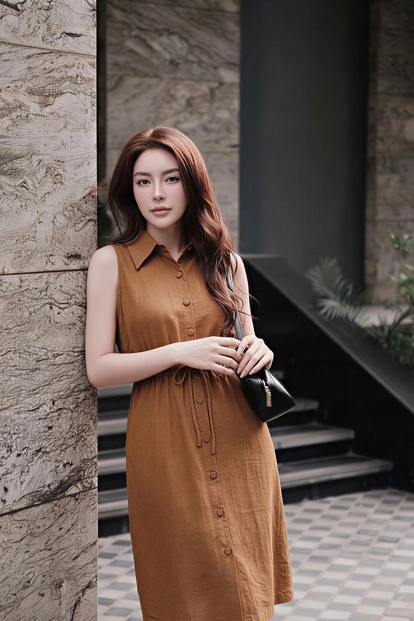 Đầm Suông Công Sở Nữ Thiết Kế Cổ Đức, Chun Eo – ảnh 1