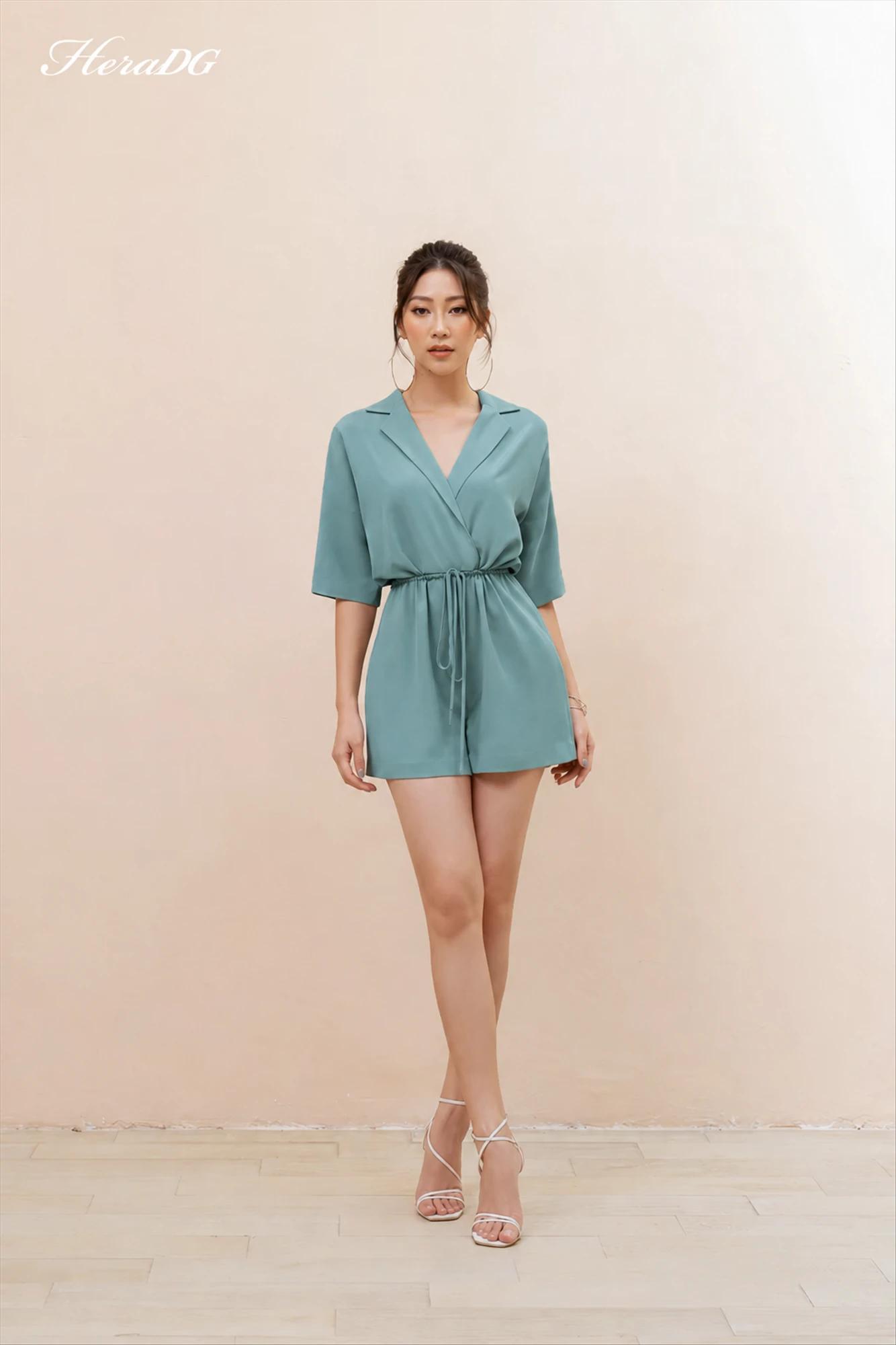 Jumpsuit ngắn rút eo