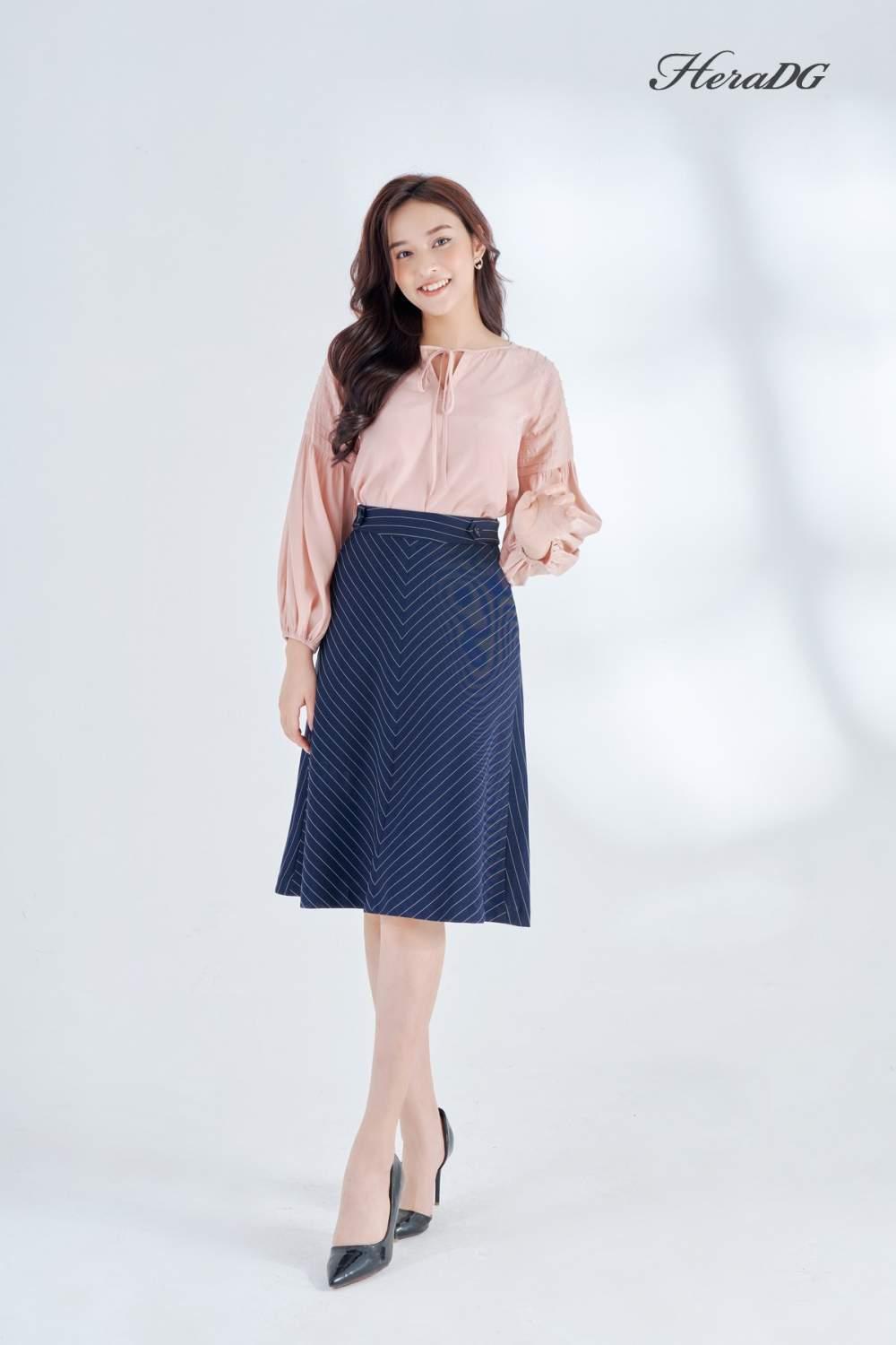 Áo tay bồng buộc nơ