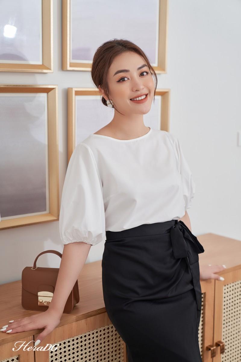 Áo kiểu tay bồng cổ thuyền
