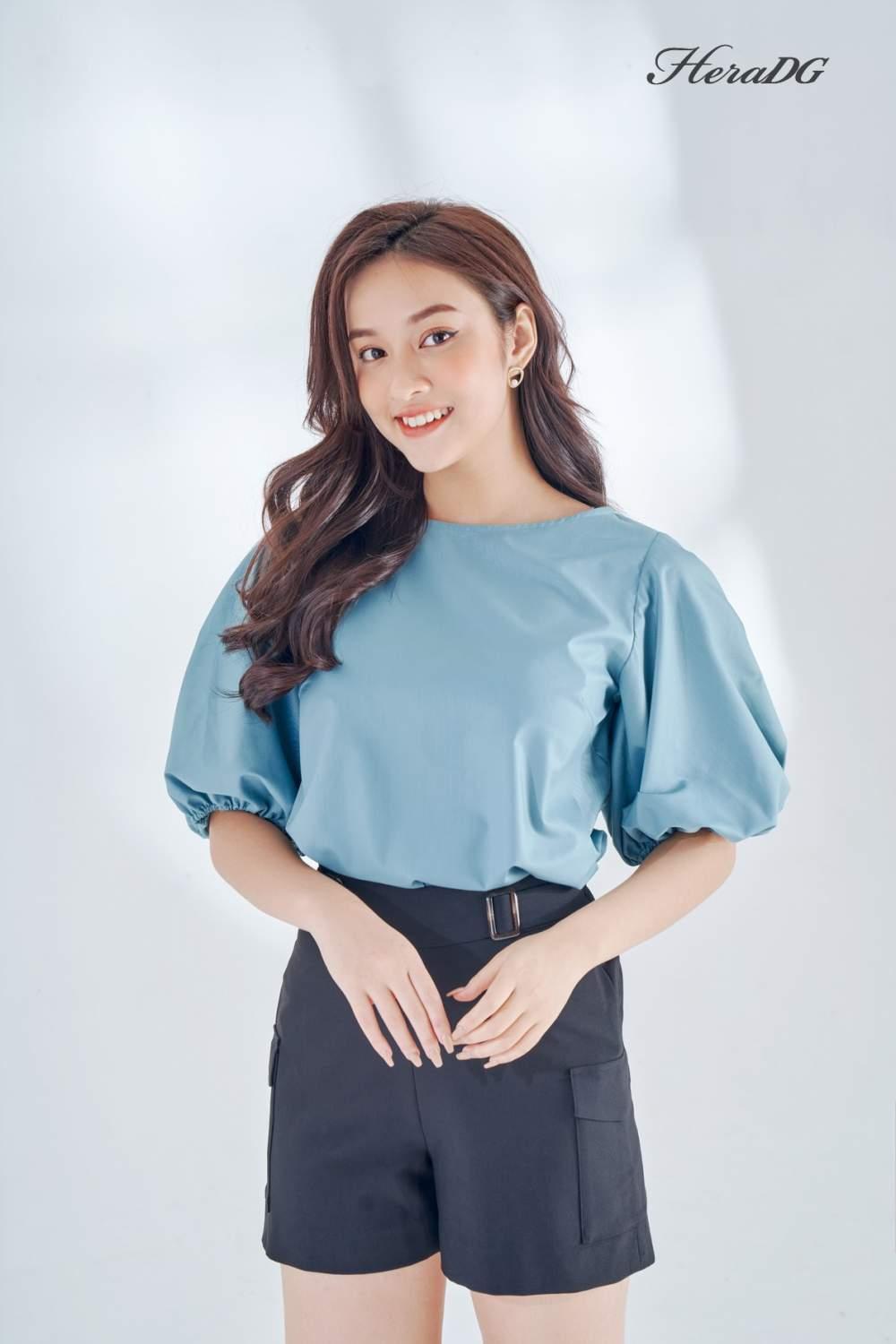 Áo kiểu tay bồng cổ thuyền