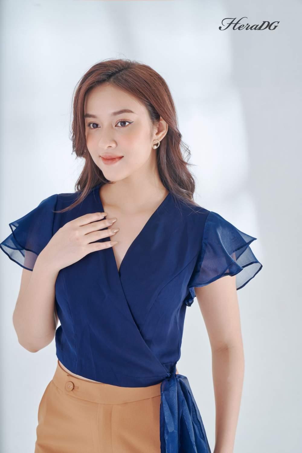 Áo lửng buộc nơ eo