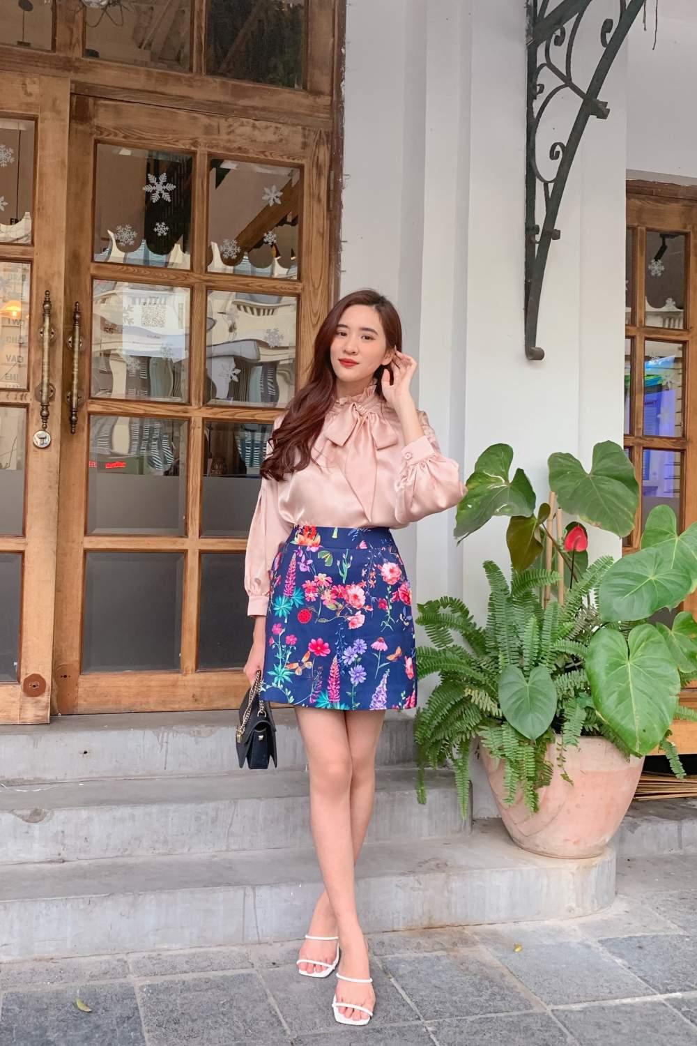 Áo kiểu cổ nơ tay bồng