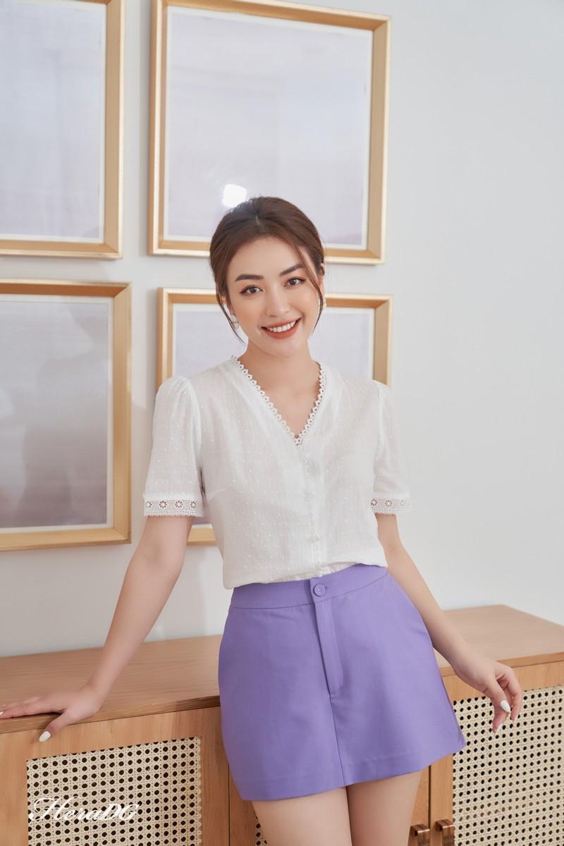 Áo thô cổ V