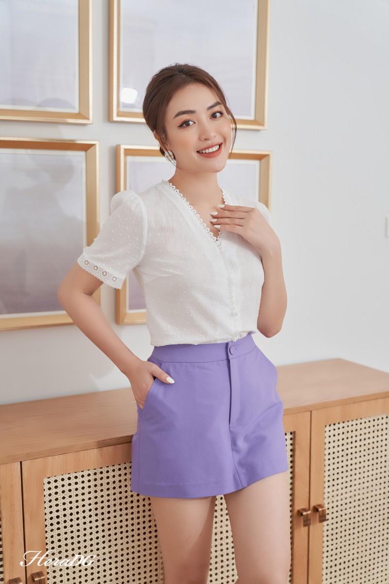 Áo thô cổ V