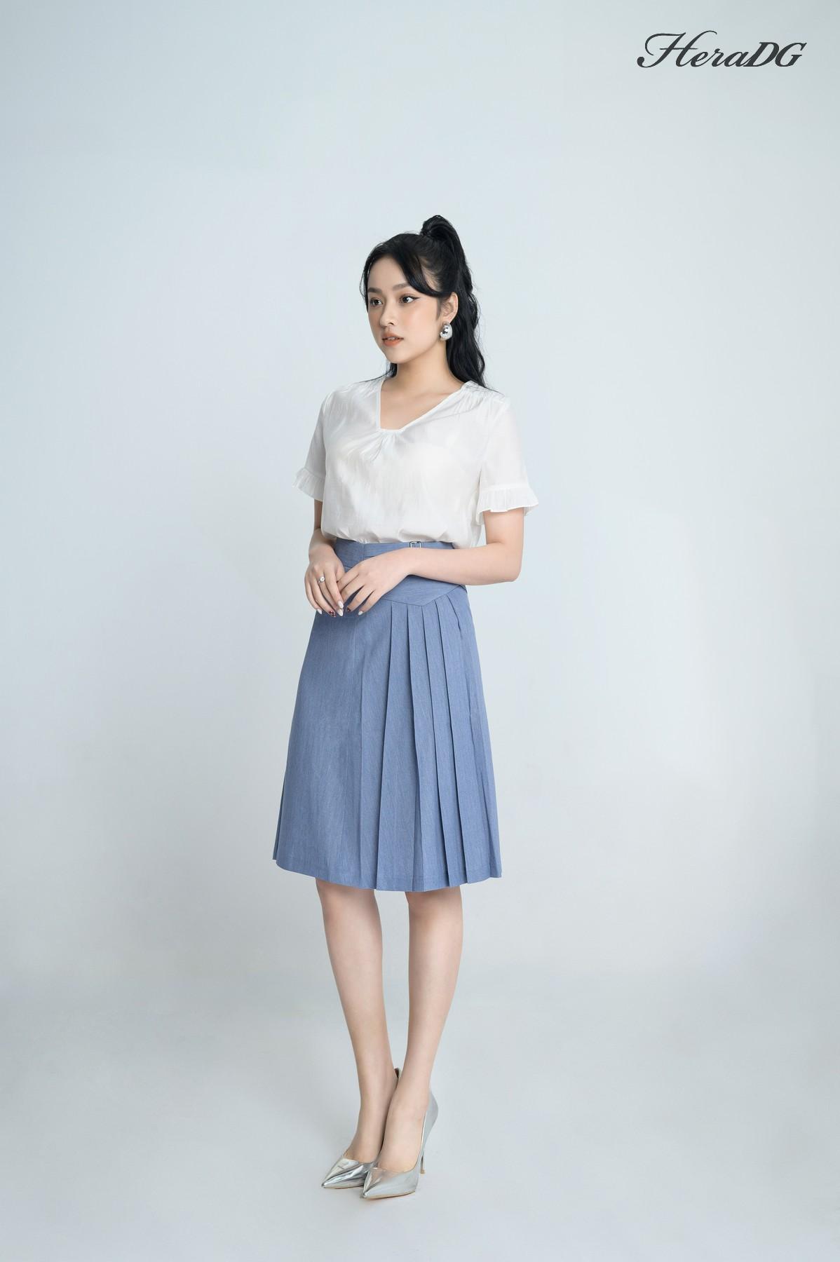 Áo kiểu không cổ tay cộc