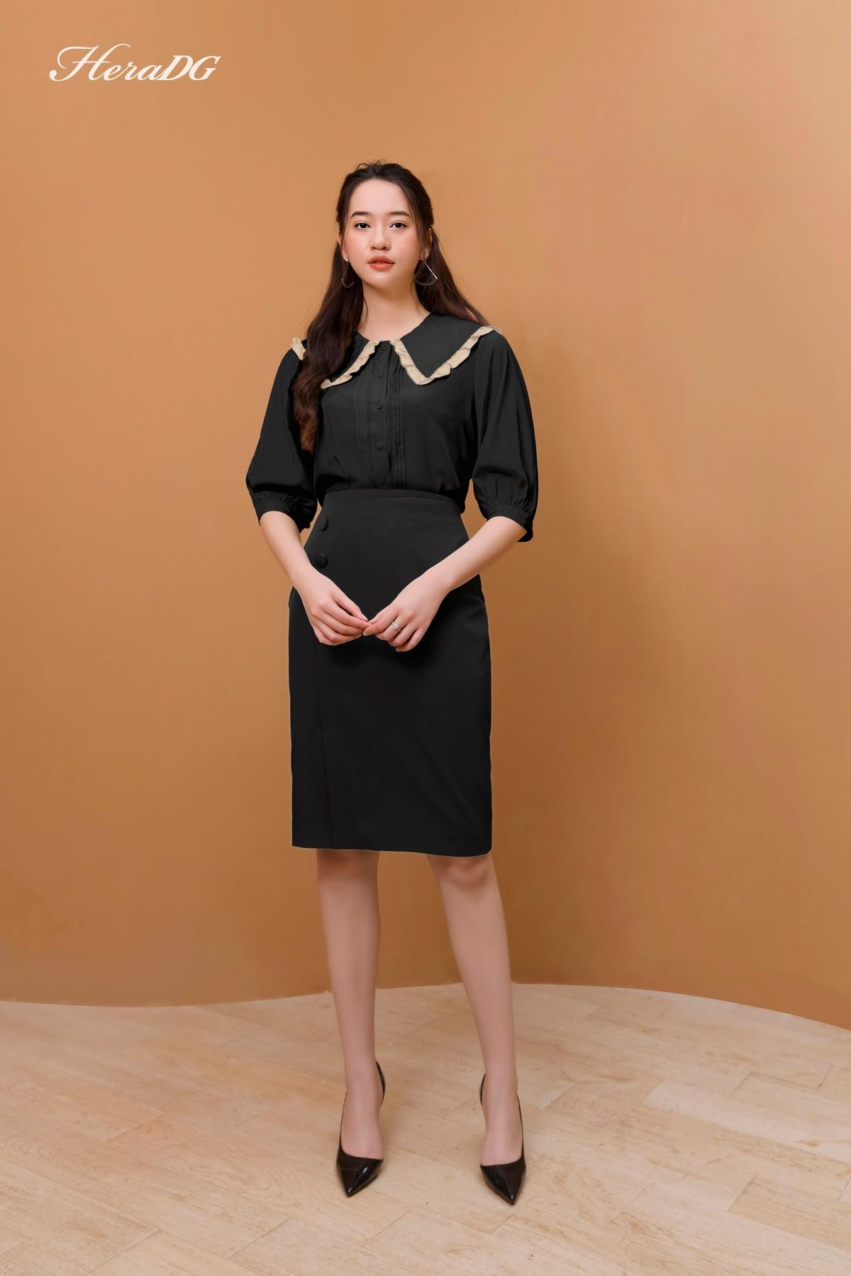 Áo kiểu lá cổ to