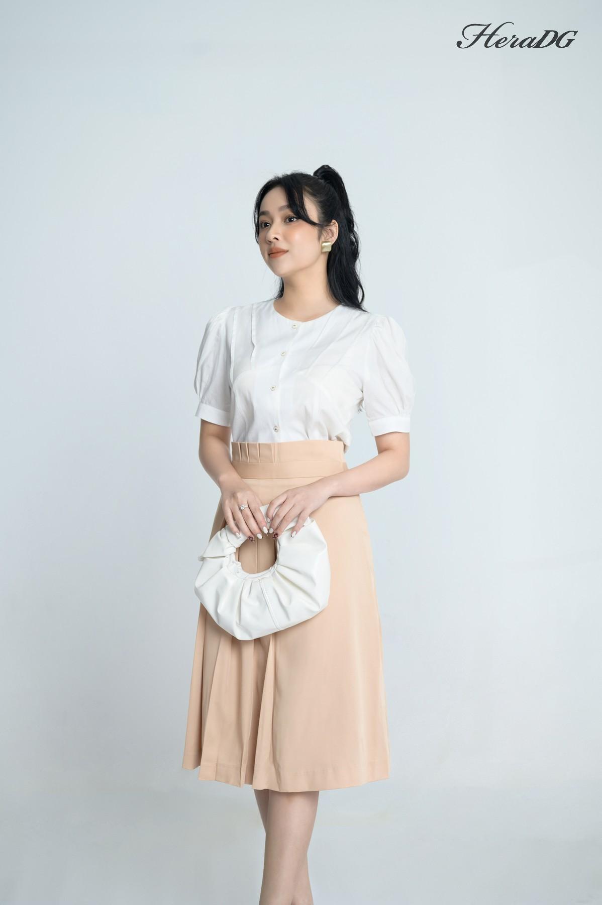 Áo kiểu crop tay bồng