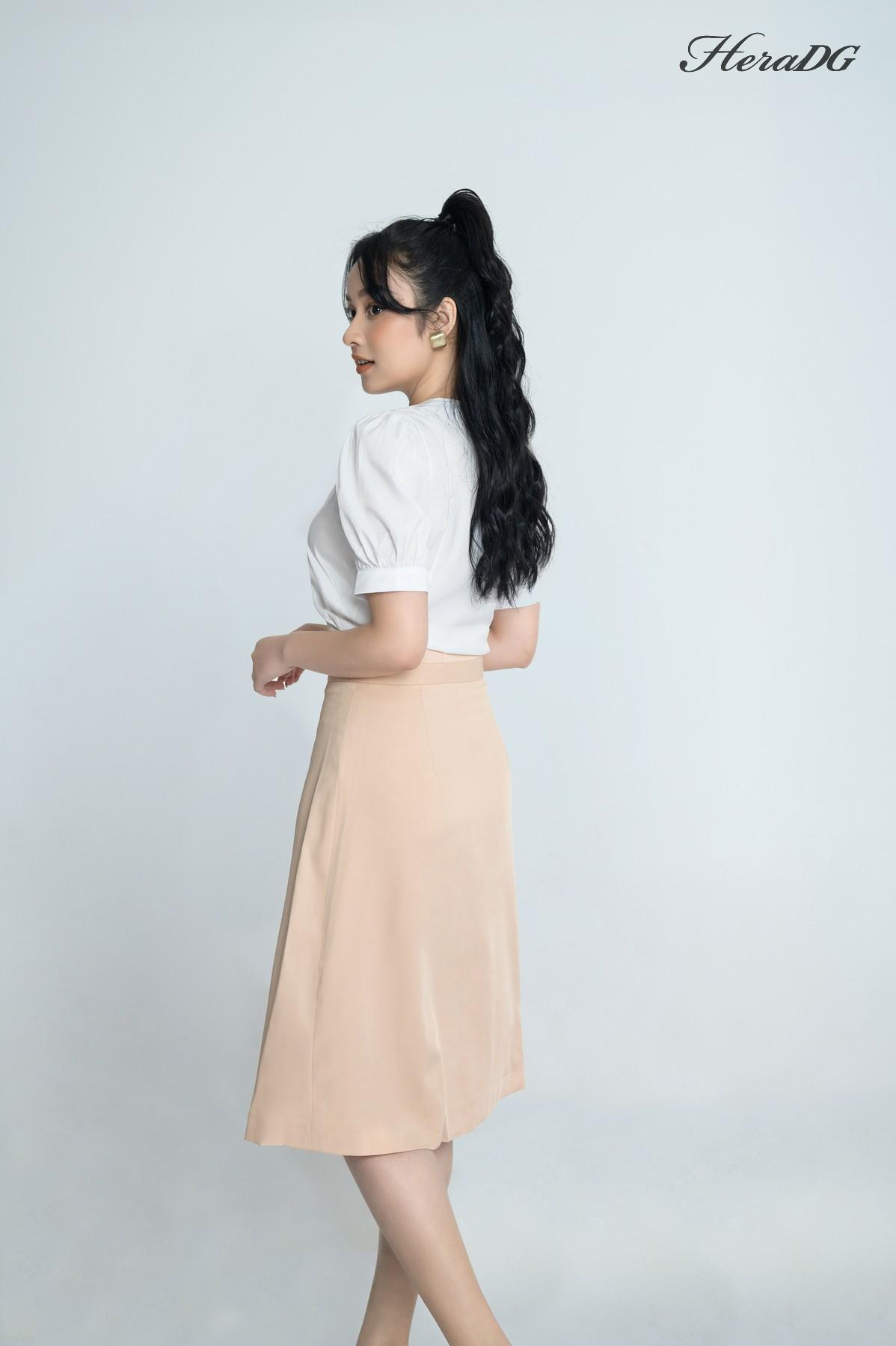 Áo kiểu crop tay bồng