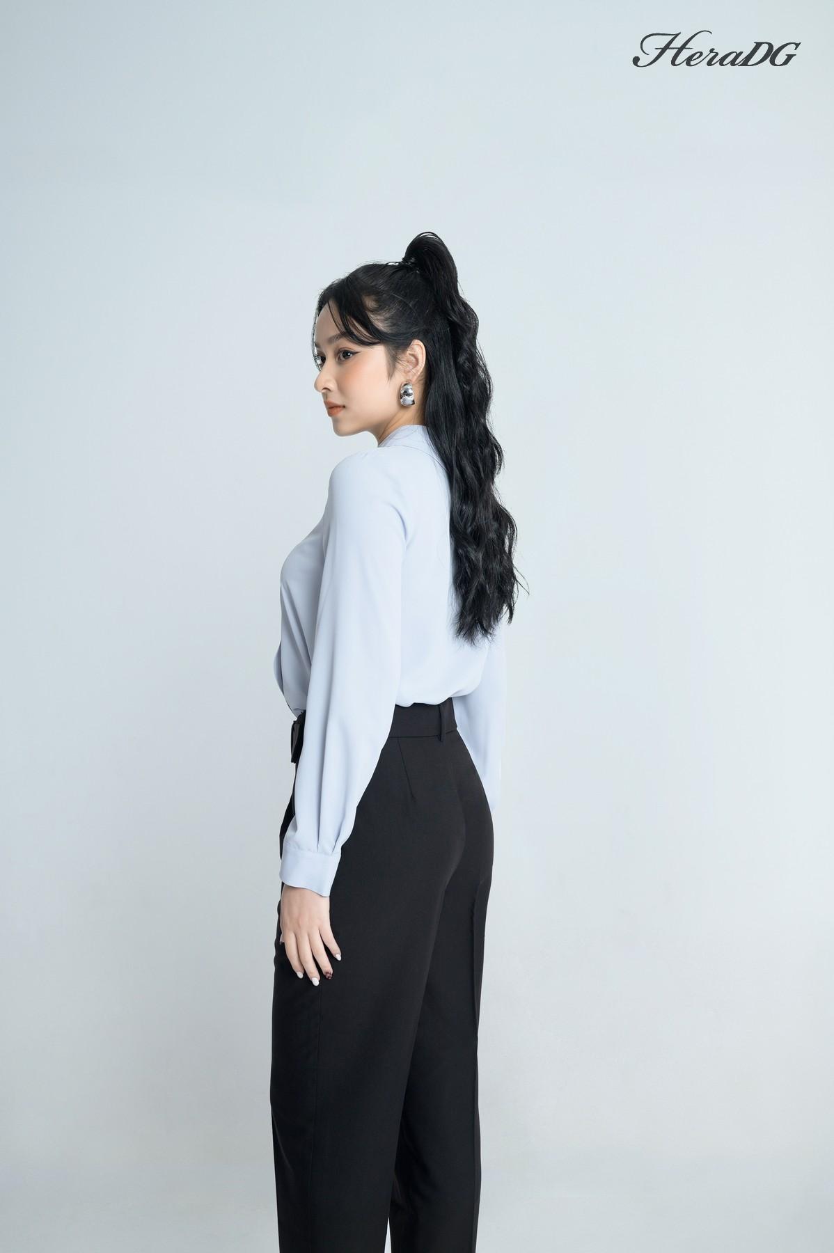 Áo kiểu lá cổ dài tay