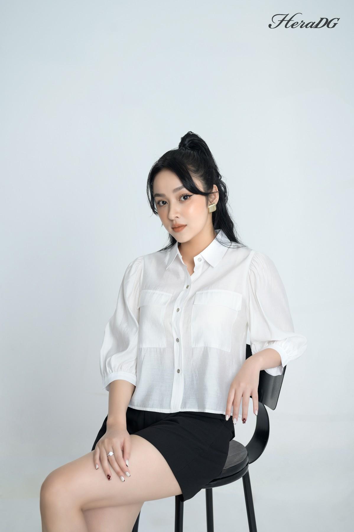 Áo cổ đức tay lỡ