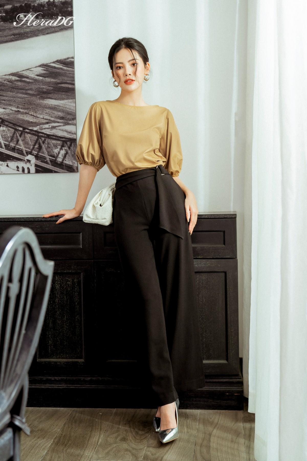 Áo tay bồng cổ thuyền