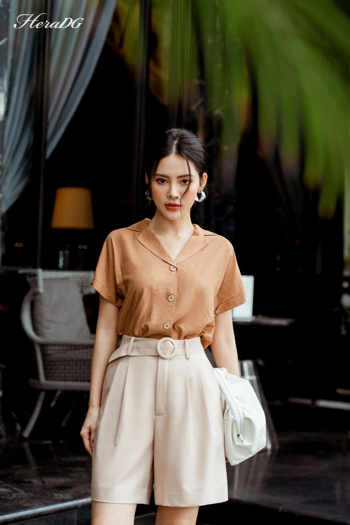 Áo cổ 2 ve, tay cộc