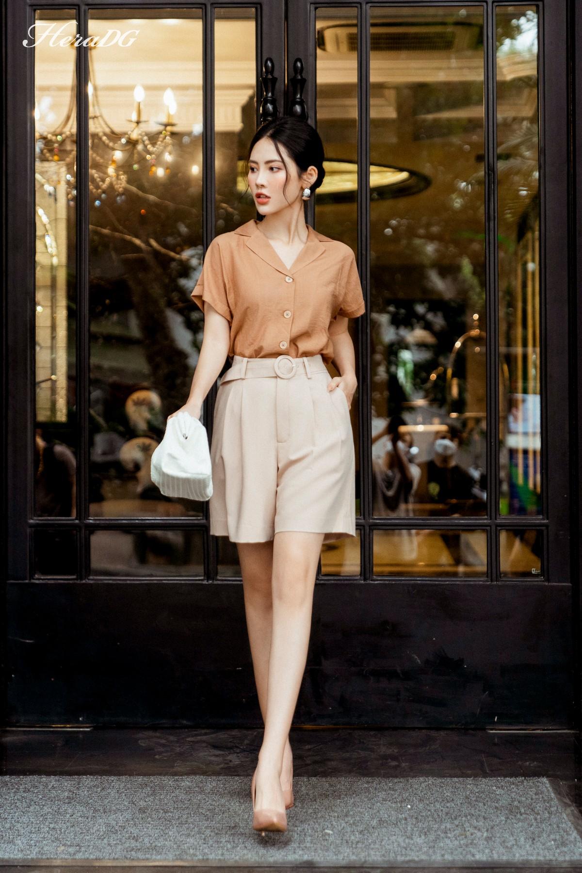 Áo cổ 2 ve, tay cộc