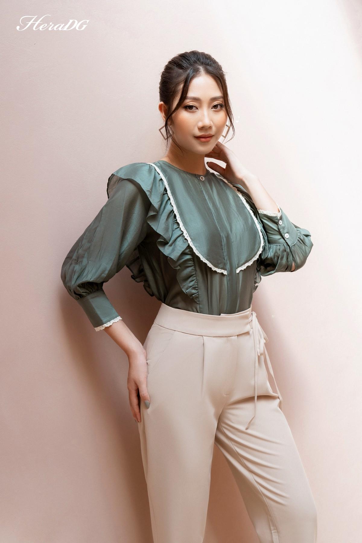 Áo kiểu suông tay lỡ