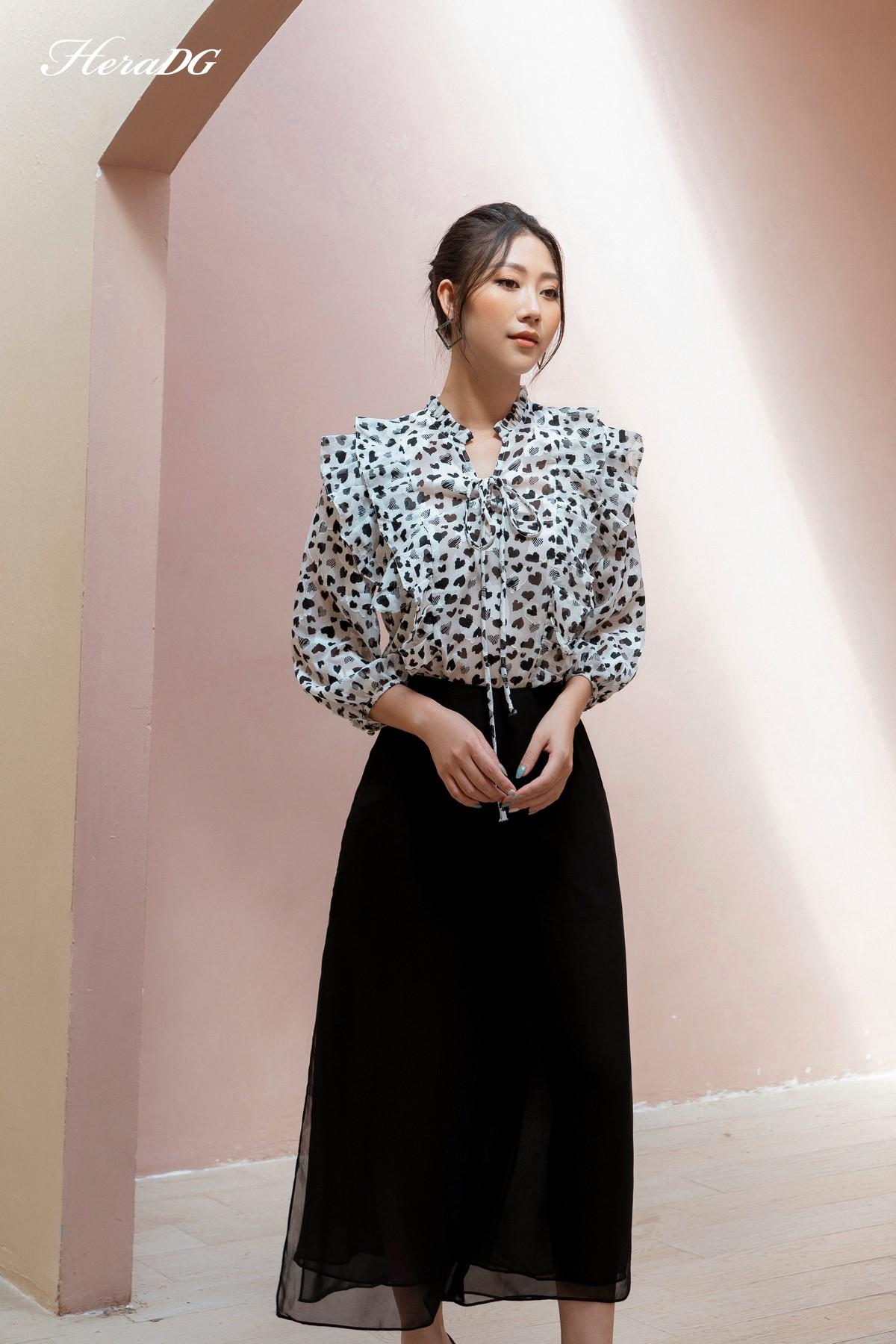 Áo xếp bèo thân, thắt nơ cổ