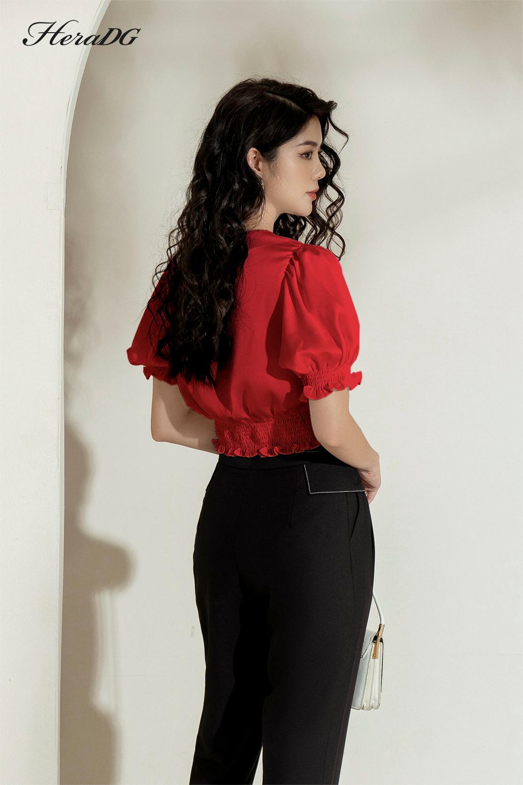 Áo croptop khoen eo