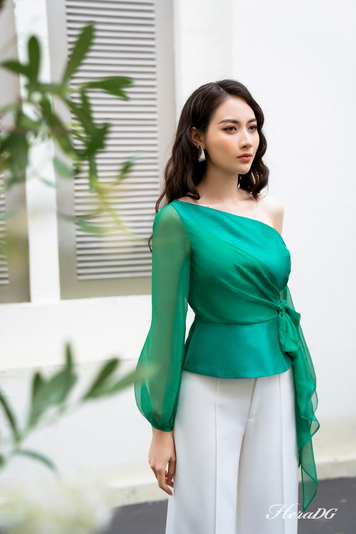 Áo lệch vai, tay bồng