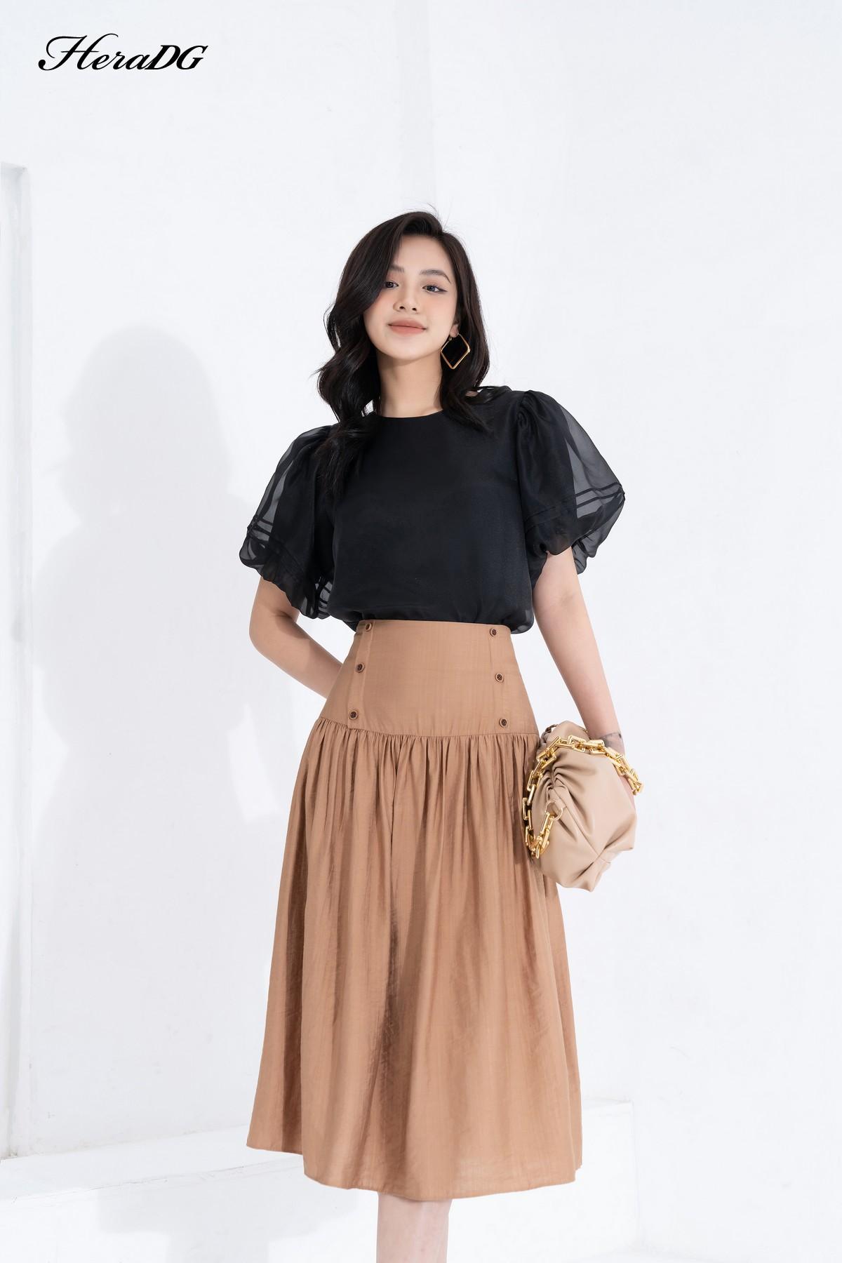 Áo cổ tròn tay bồng