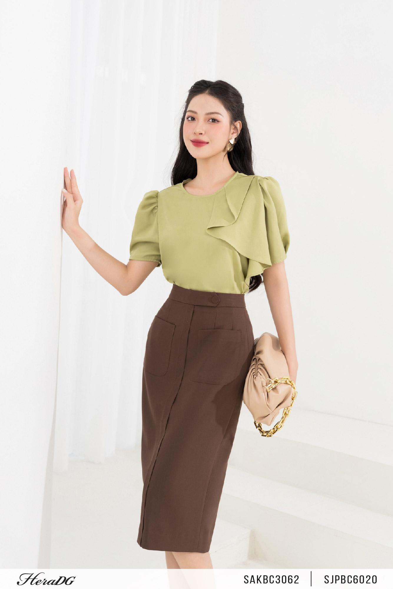 Áo suông bèo lệch vai