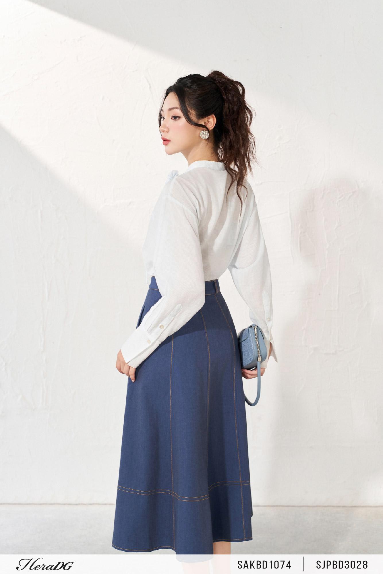 Áo kiểu đính hoa rời