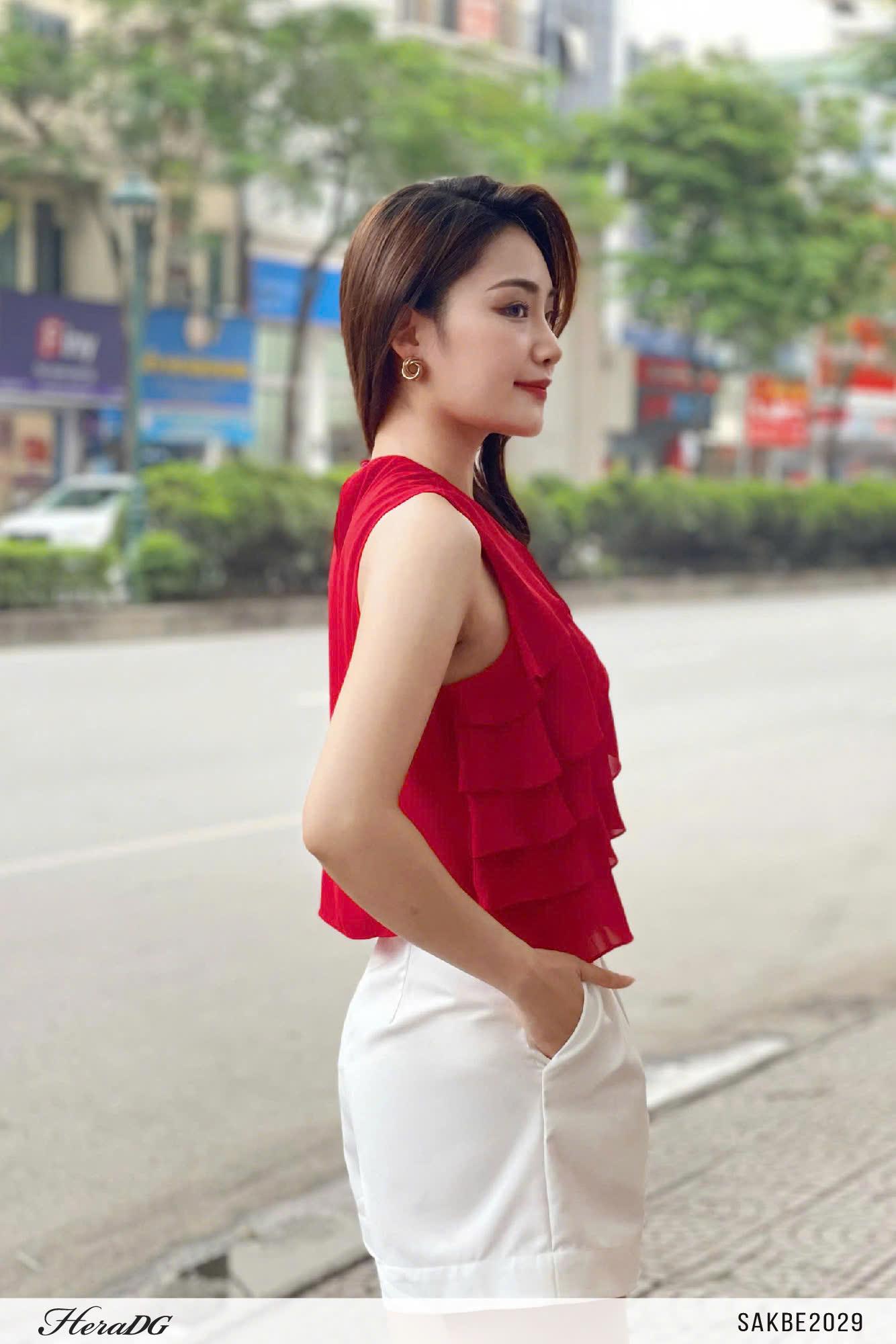 Áo sát nách cổ bèo
