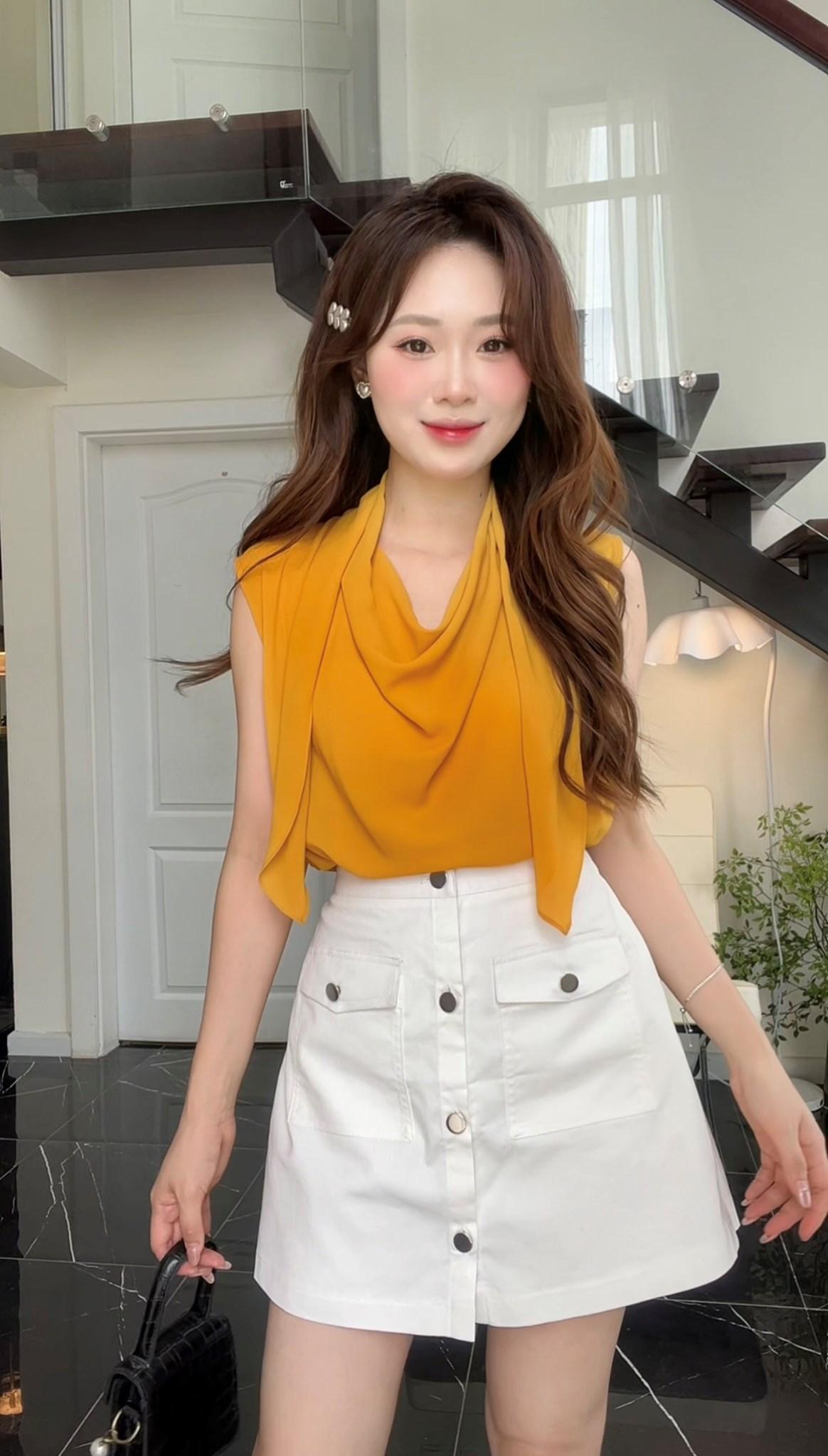 Áo kiểu cổ đổ