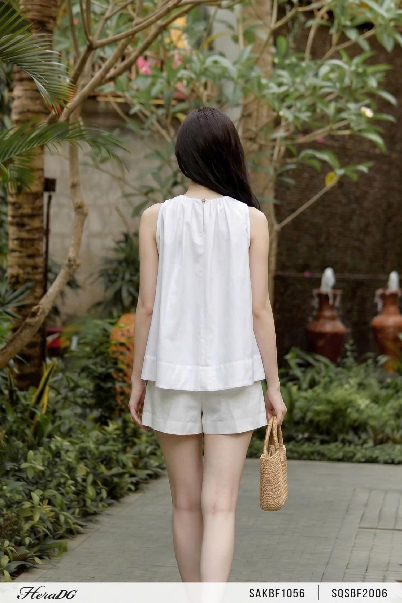 Áo kiểu dáng A cổ nhún