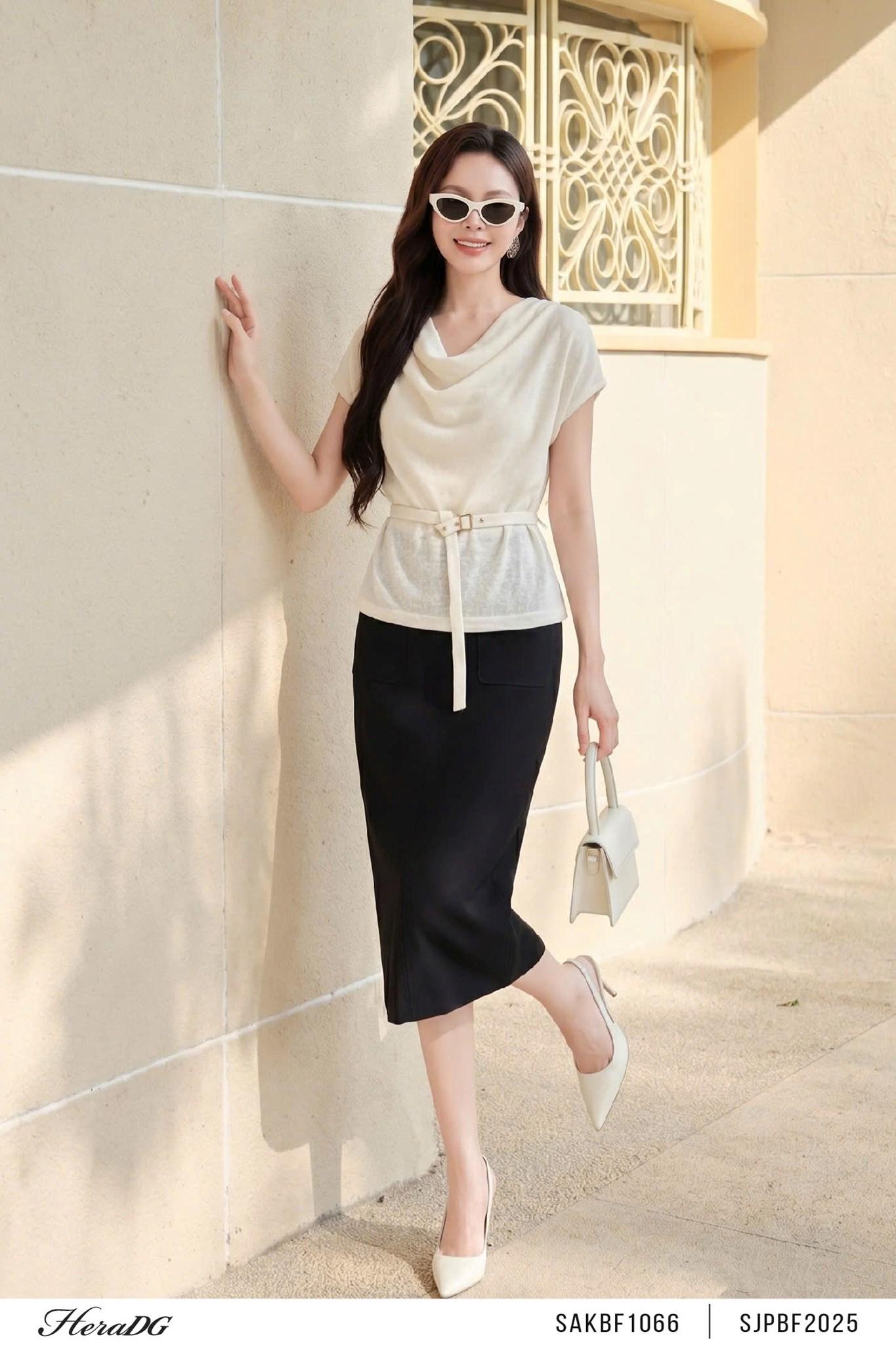 Áo thun cổ đổ kèm đai