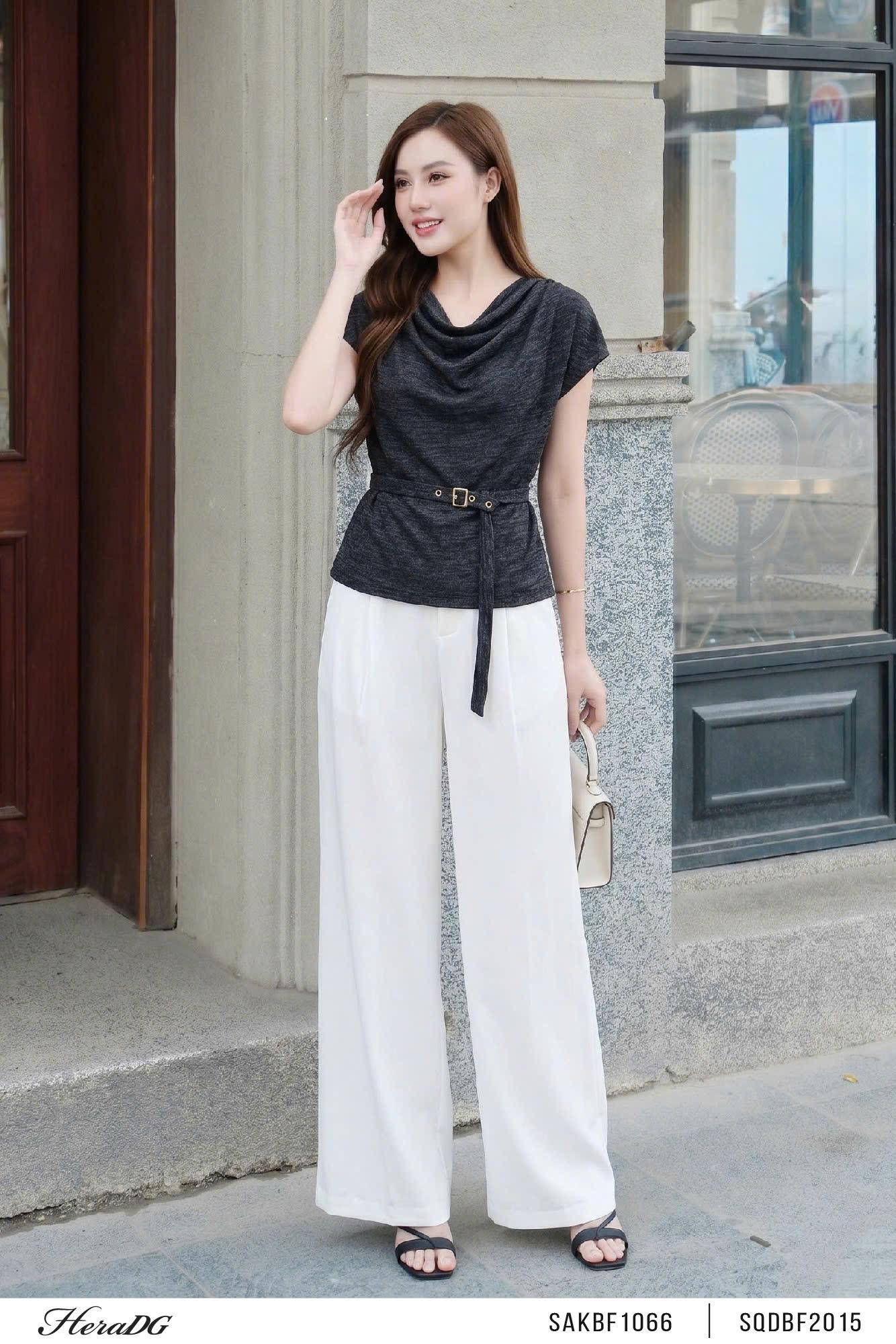 Áo thun cổ đổ kèm đai