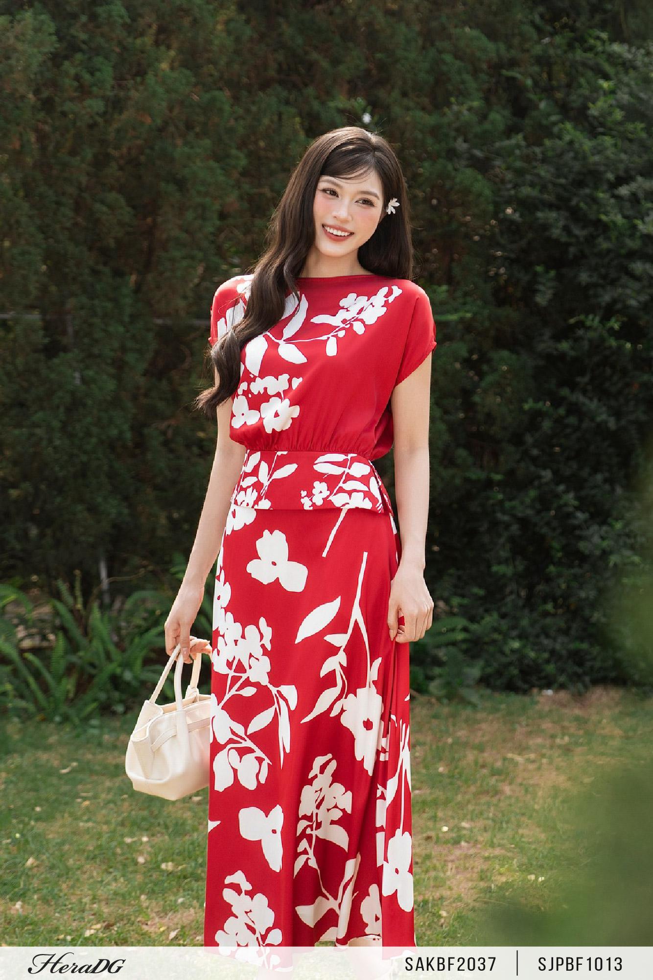Áo họa tiết tay dơi