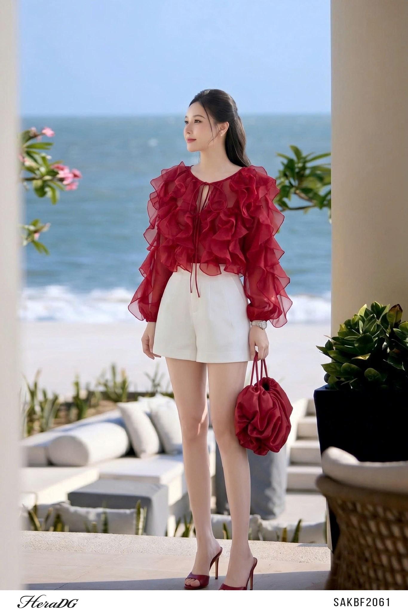 Áo kiểu bèo rủ dọc thân