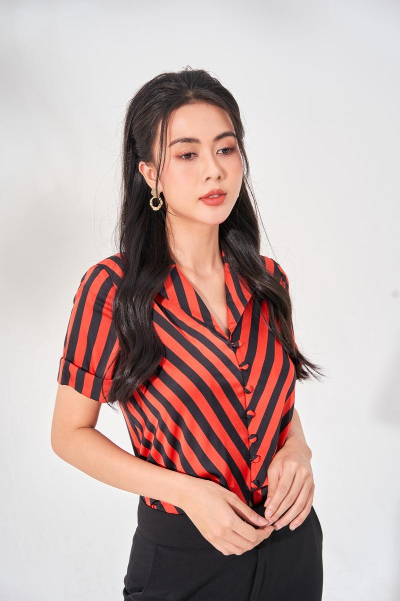 Áo sơ mi kẻ tay cộc