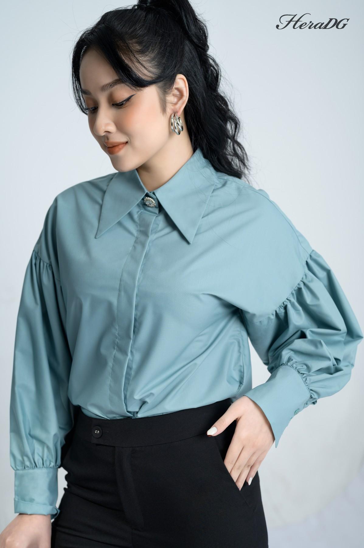 Áo sơ mi cổ đức to