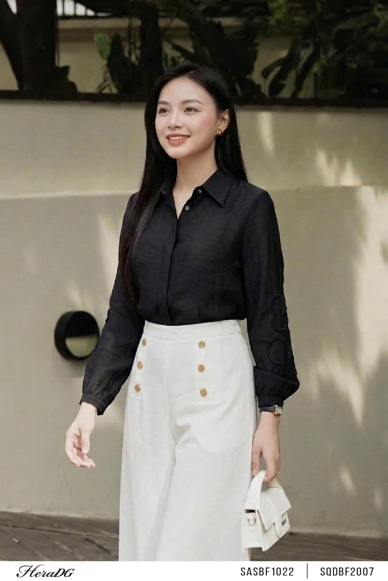Áo sơ mi tay hoa nổi