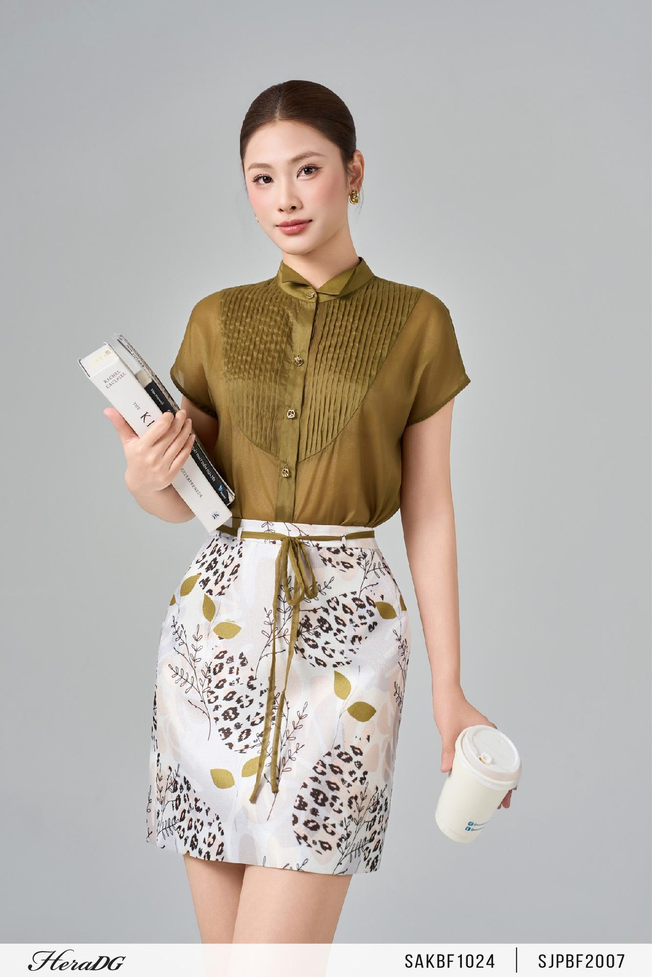 Áo sơ mi ngực xếp ly