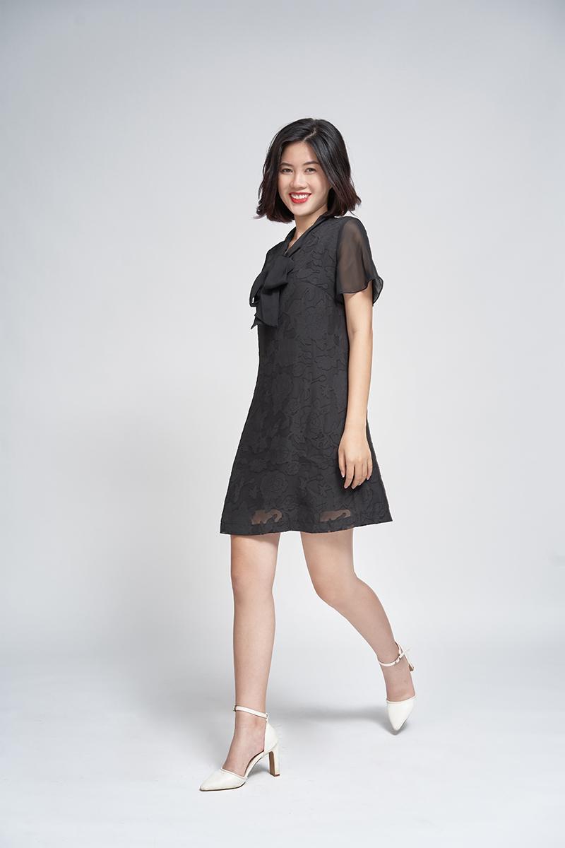 Đầm suông nơ cổ