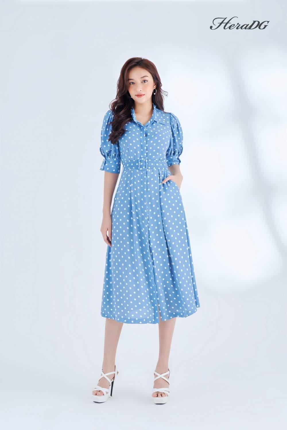 Đầm xoè tay bồng cổ đức