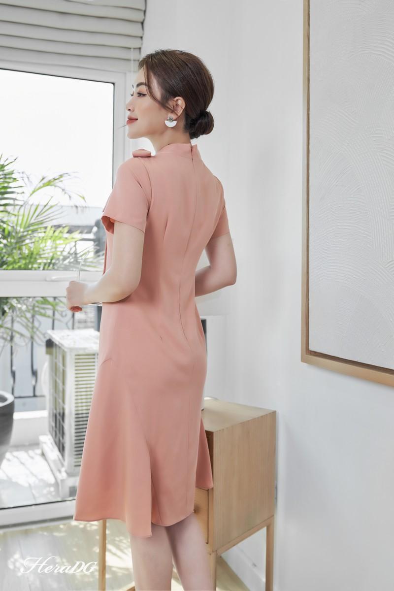 Đầm A nơ cổ