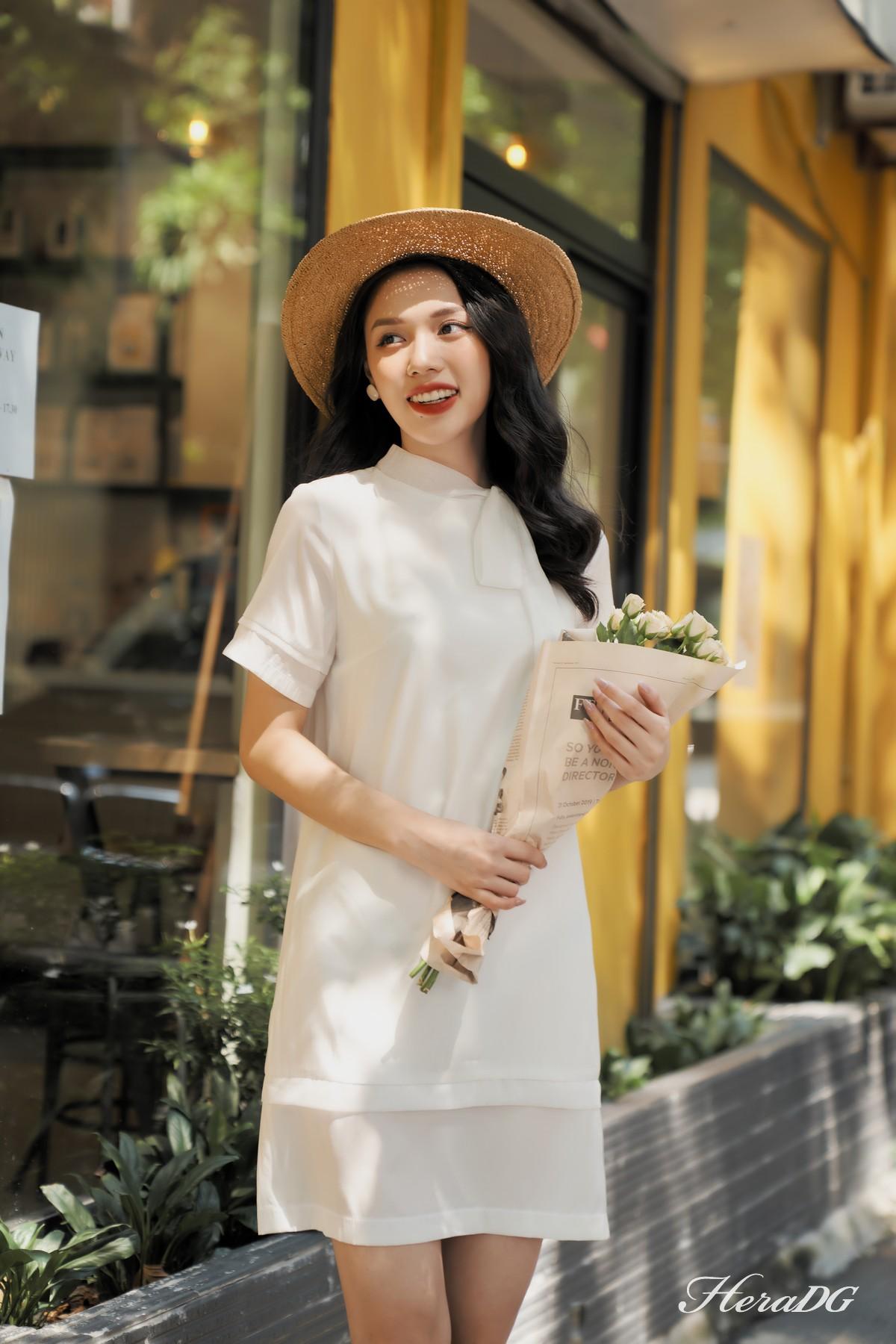 Đầm suông nơ cổ tay cộc