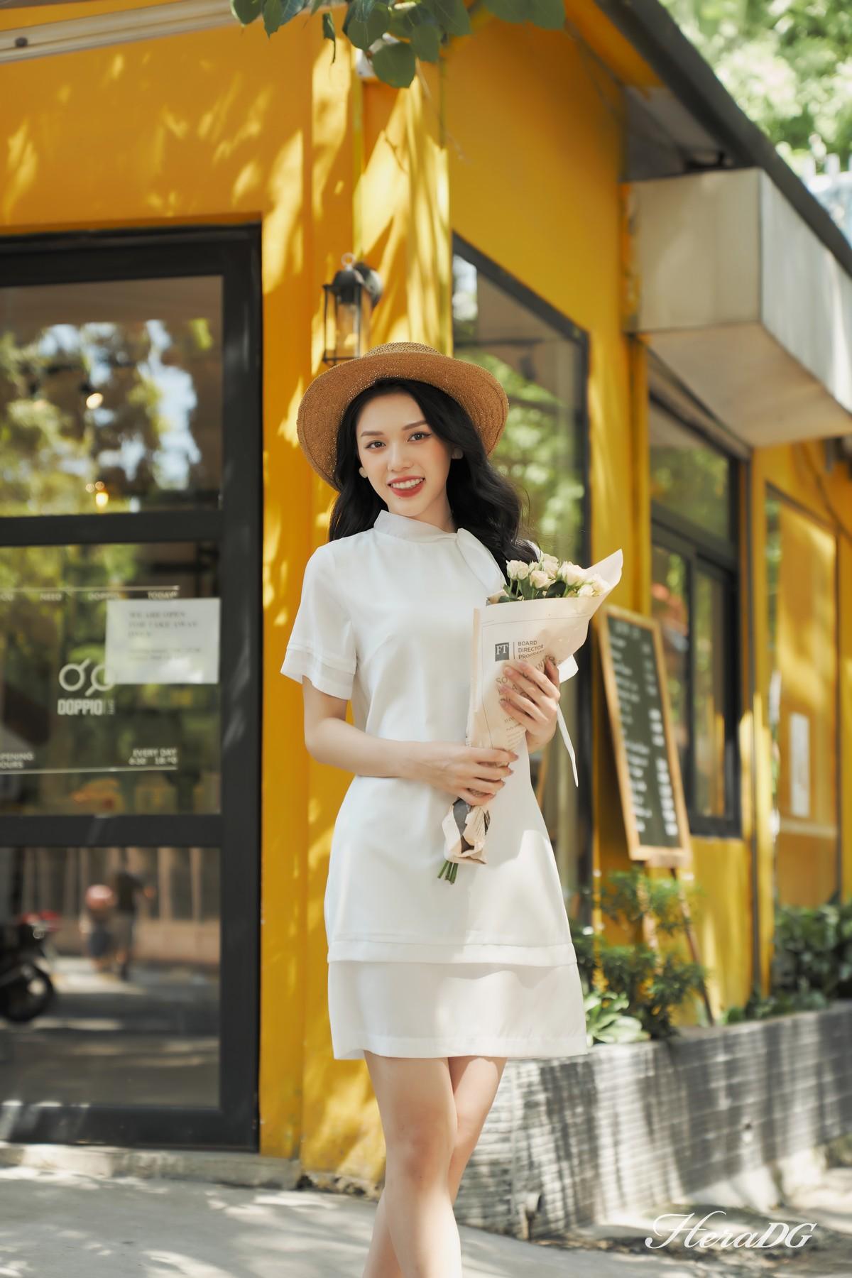 Đầm suông nơ cổ tay cộc