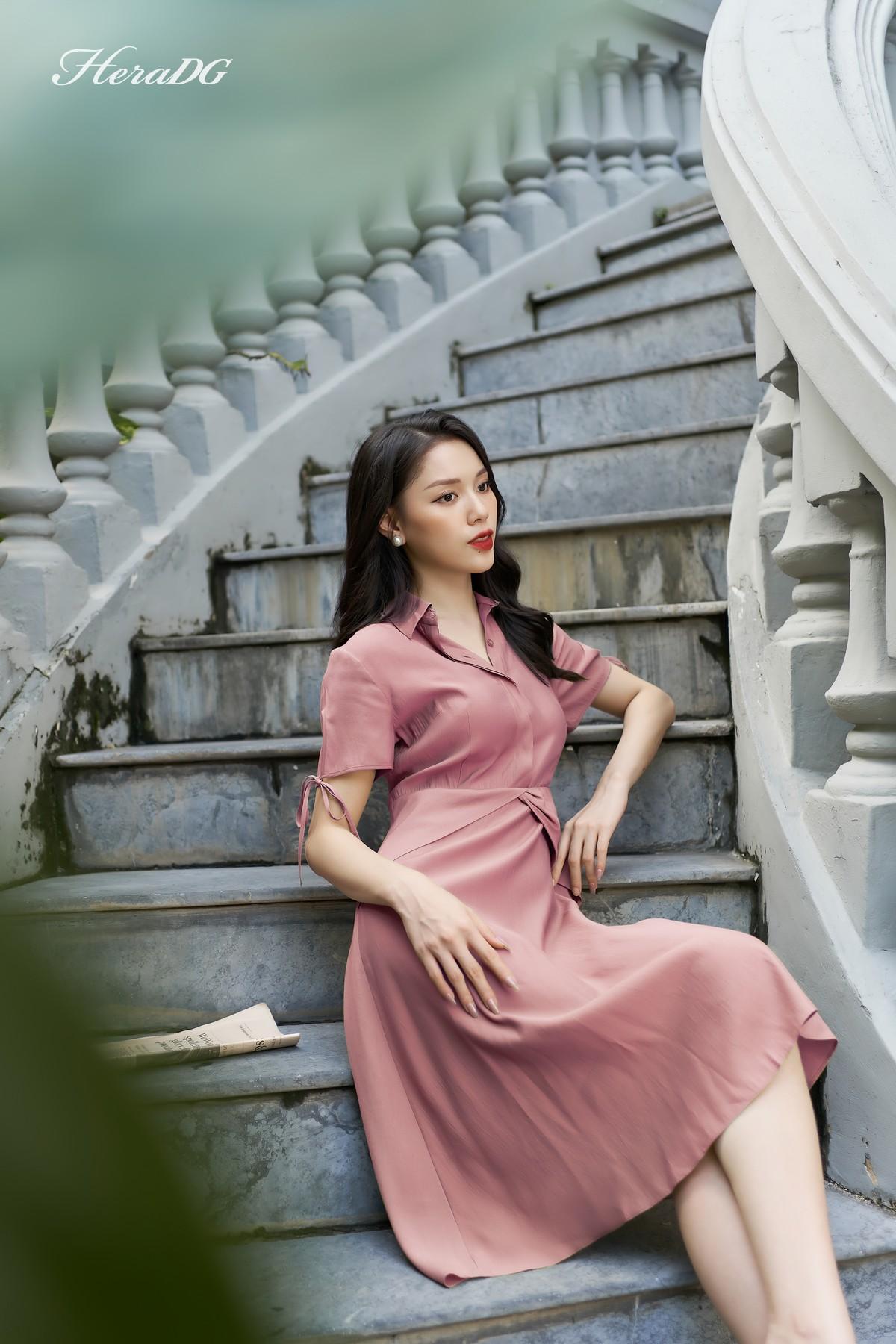 Đầm xoè cổ đức