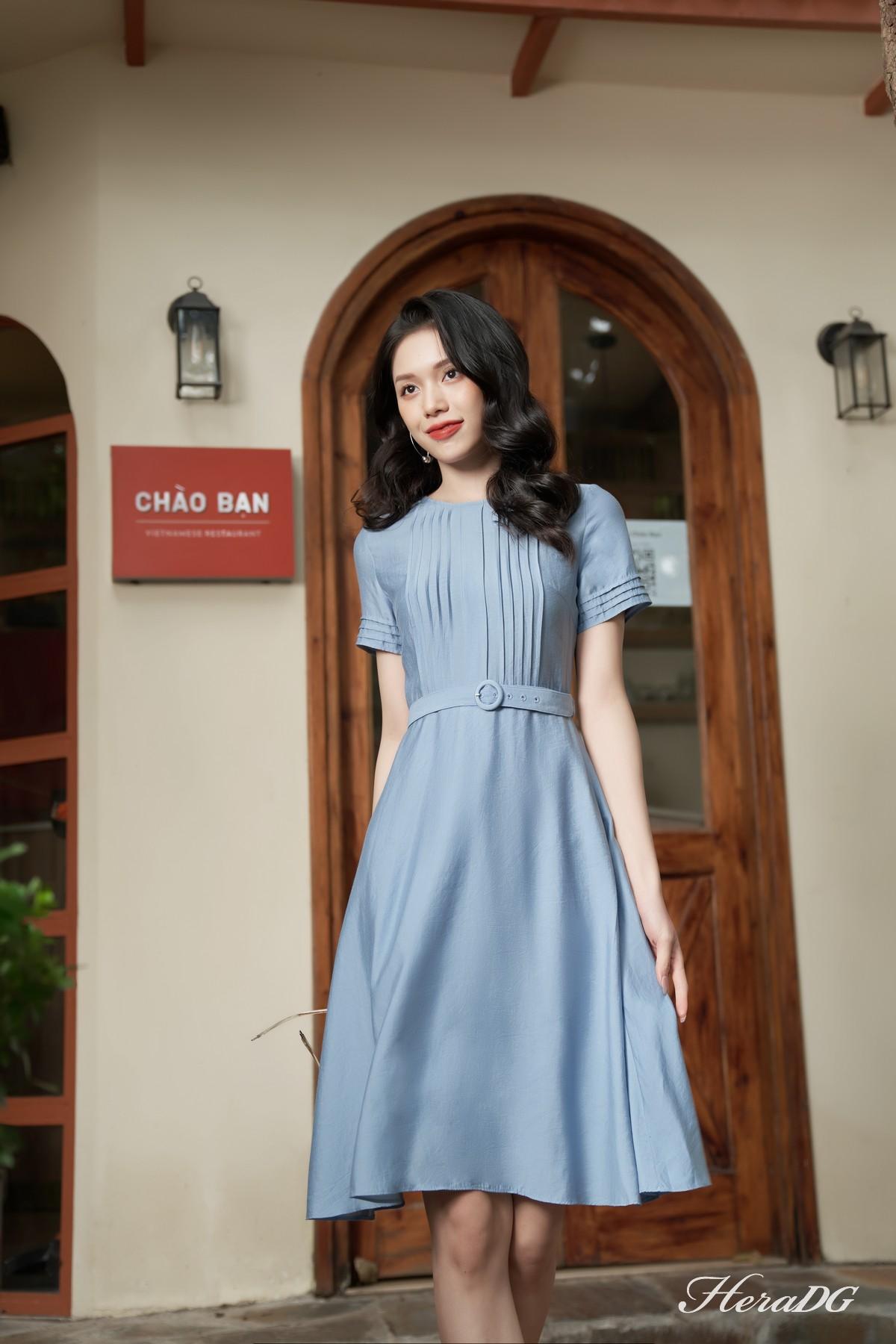 Đầm xoè xếp ly ngực