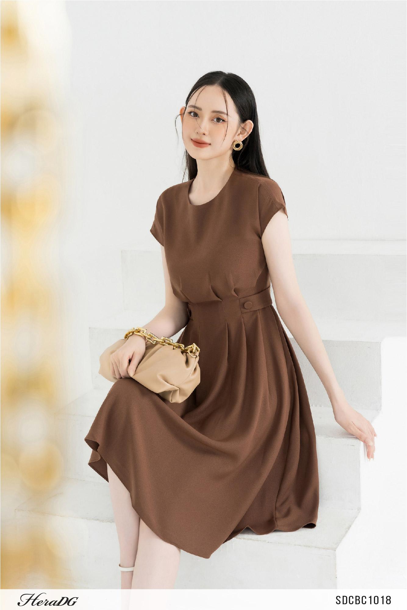 Đầm xoè xếp ly