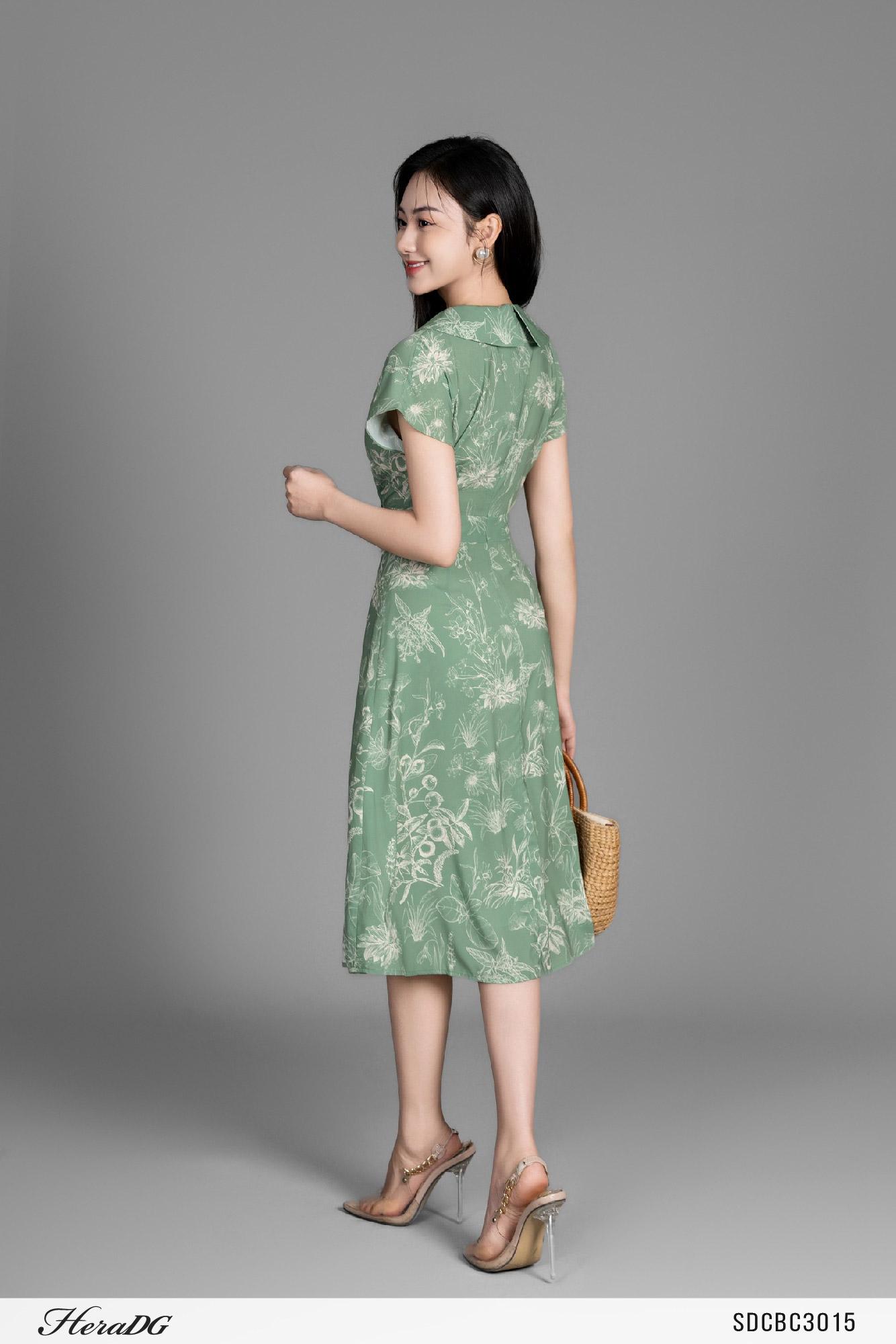 Đầm xoè vai chờm