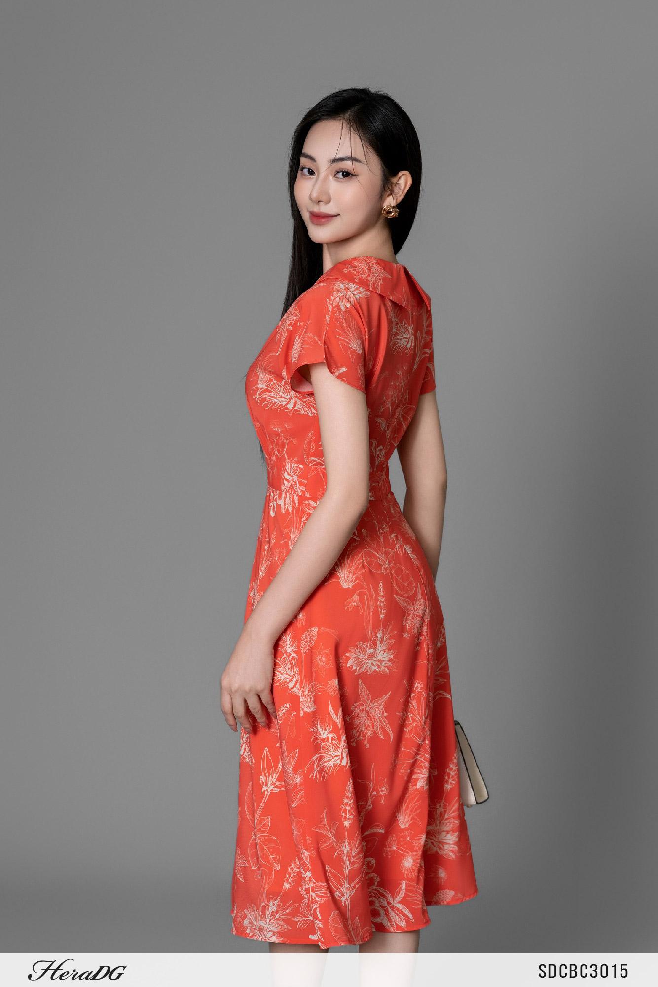 Đầm xoè vai chờm
