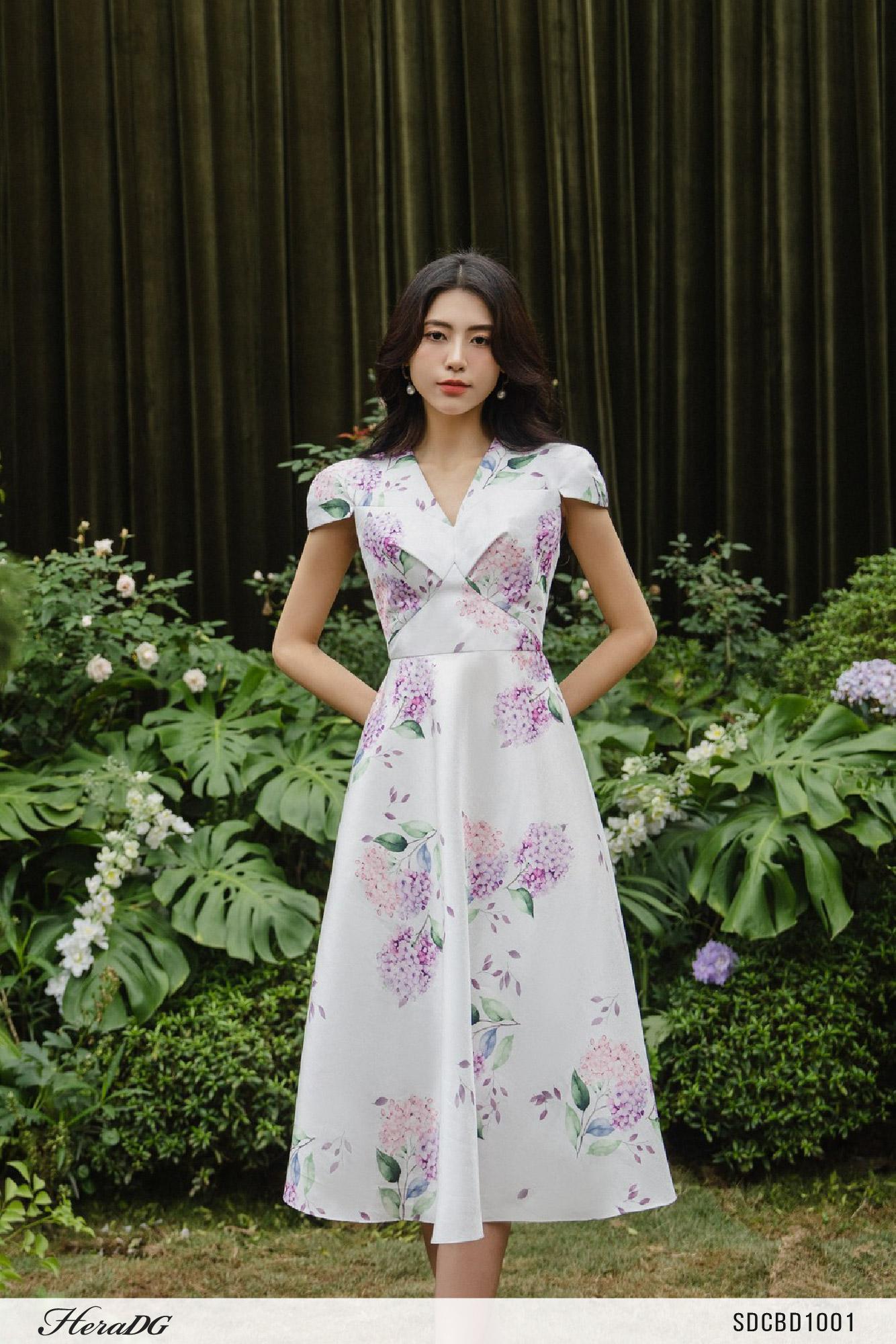 Đầm xoè xếp ly ngực