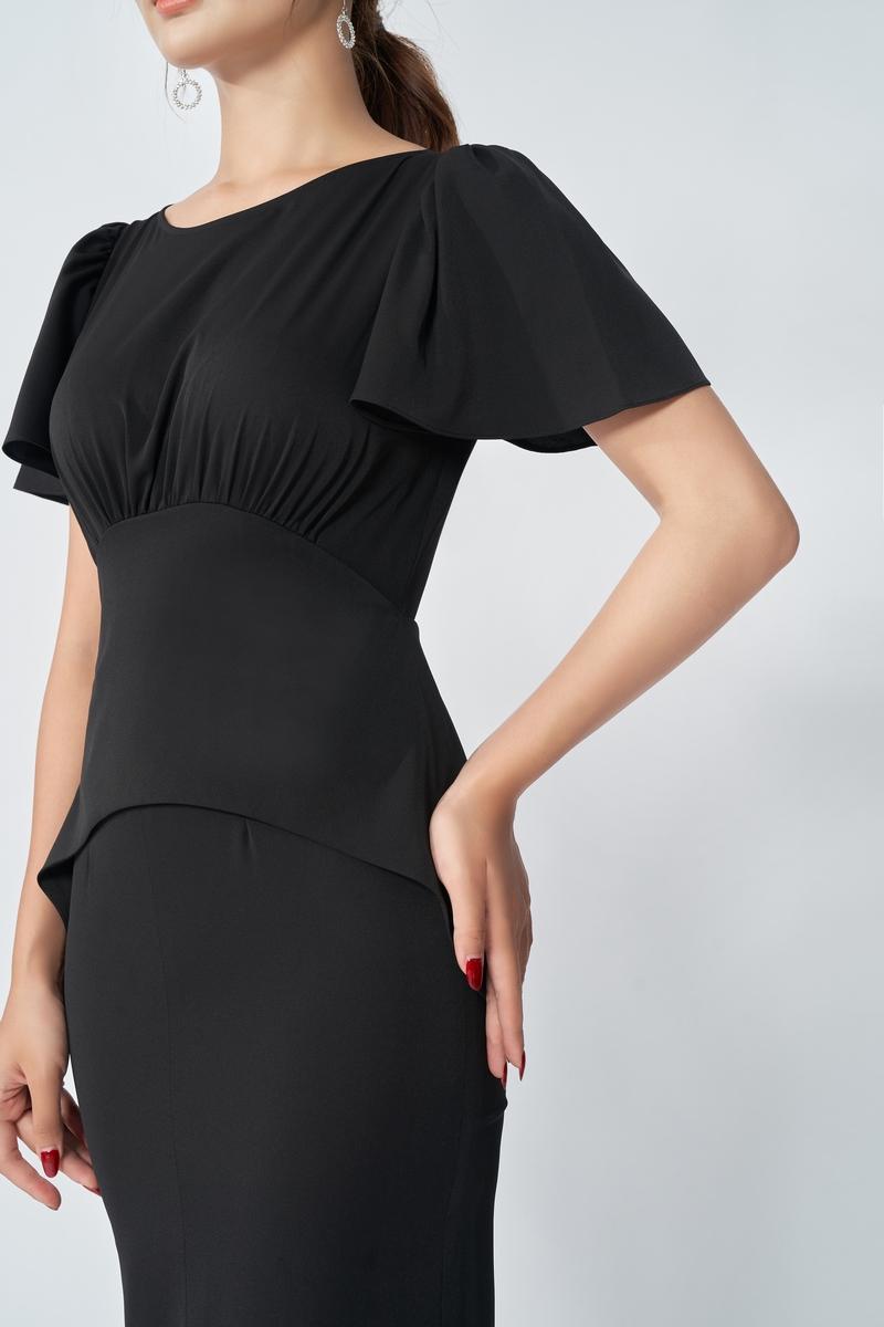 Đầm ôm peplum