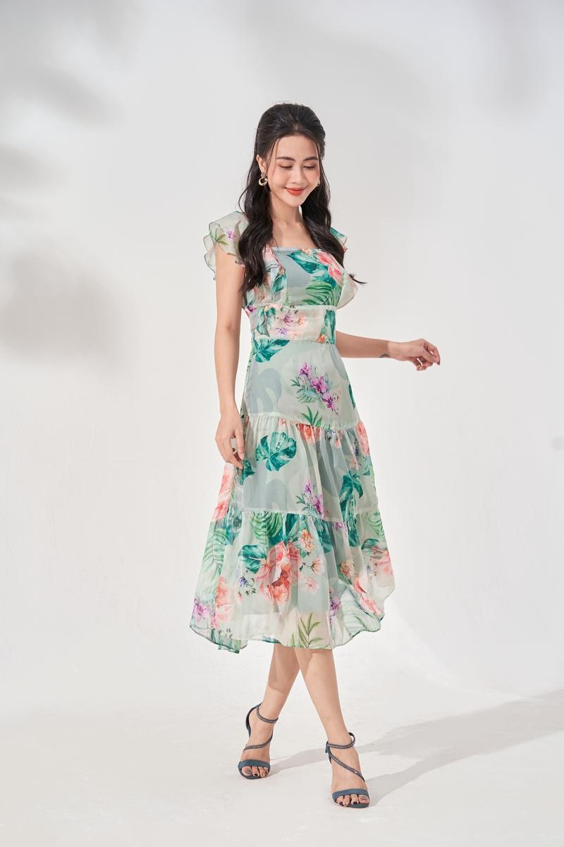 Đầm xòe cổ vuông